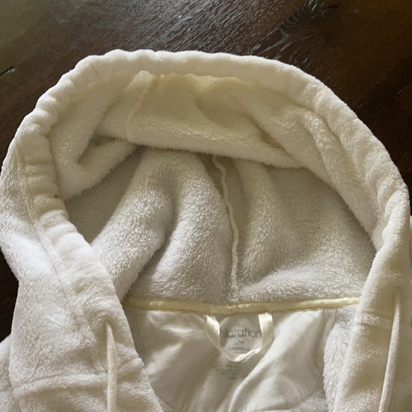 Xhilaration Intimates & Sleepwear Xhilaration Sm Robe With Letter R